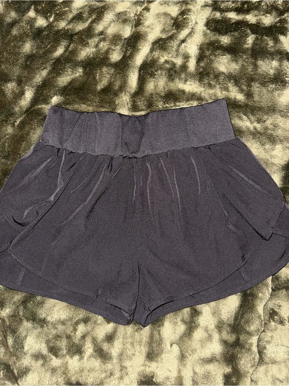 lululemon athletica Black High-Waist Athletic Flow Shorts